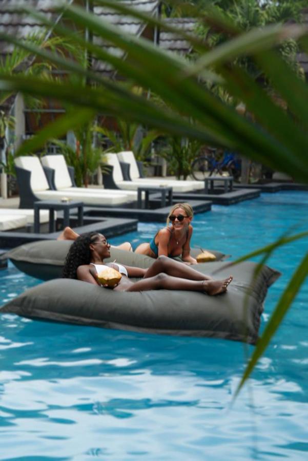 Copacabana Gili Air Hotell Mataram Eksteriør bilde